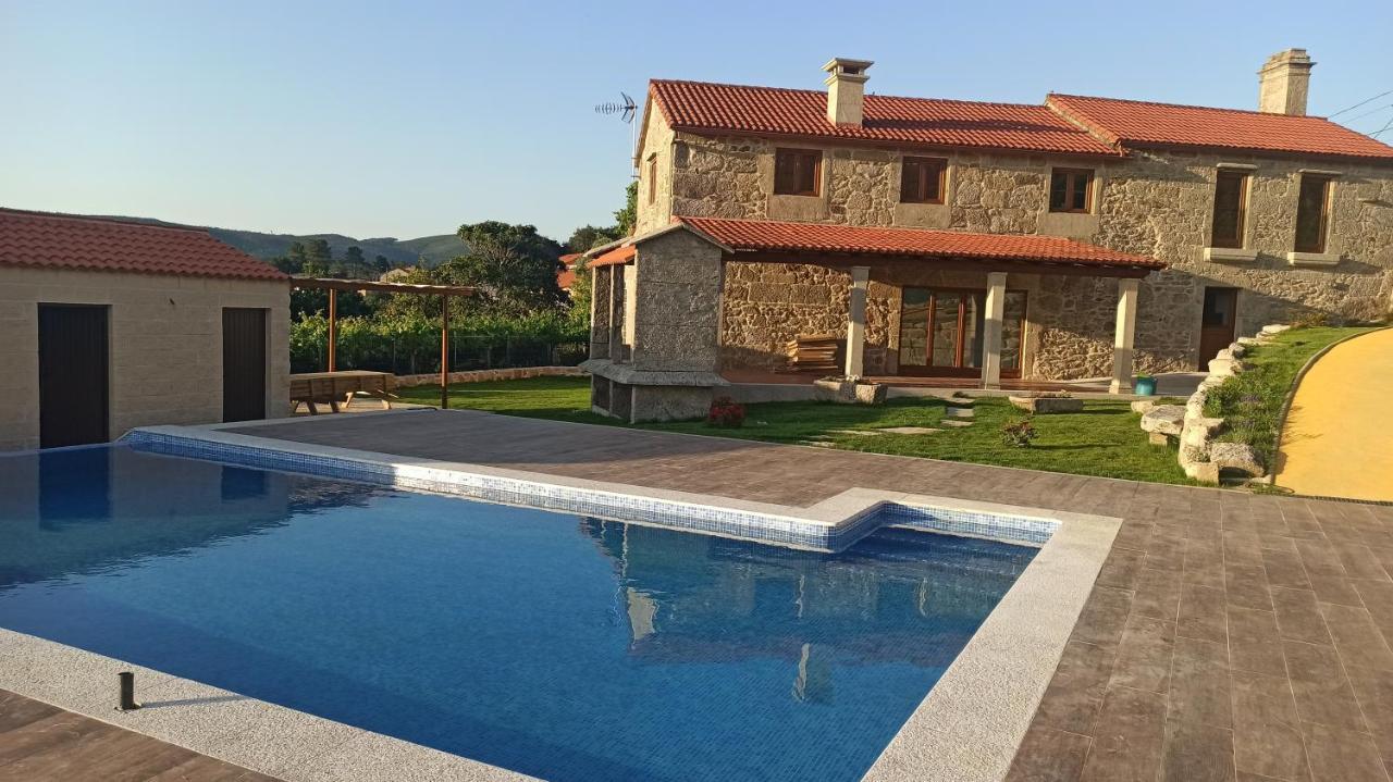 Veiga Da Porta - Casa Rural Cequeril Buitenkant foto